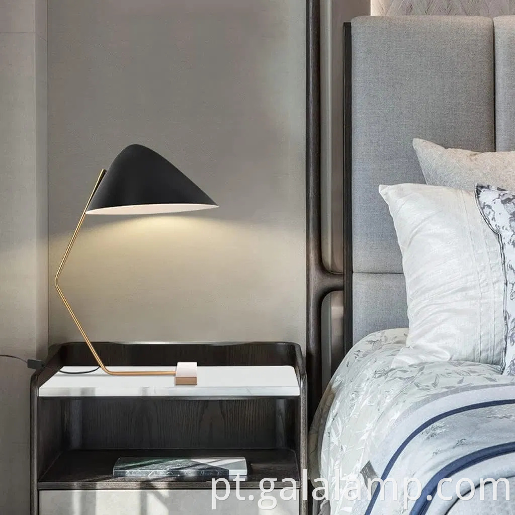 Lâmpada de mesa led nórdica elegante para decoração moderna do quarto